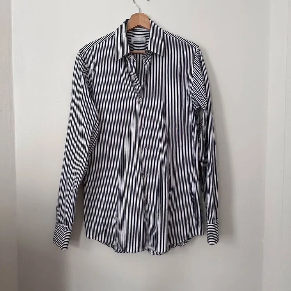 Men’s Prada shirt